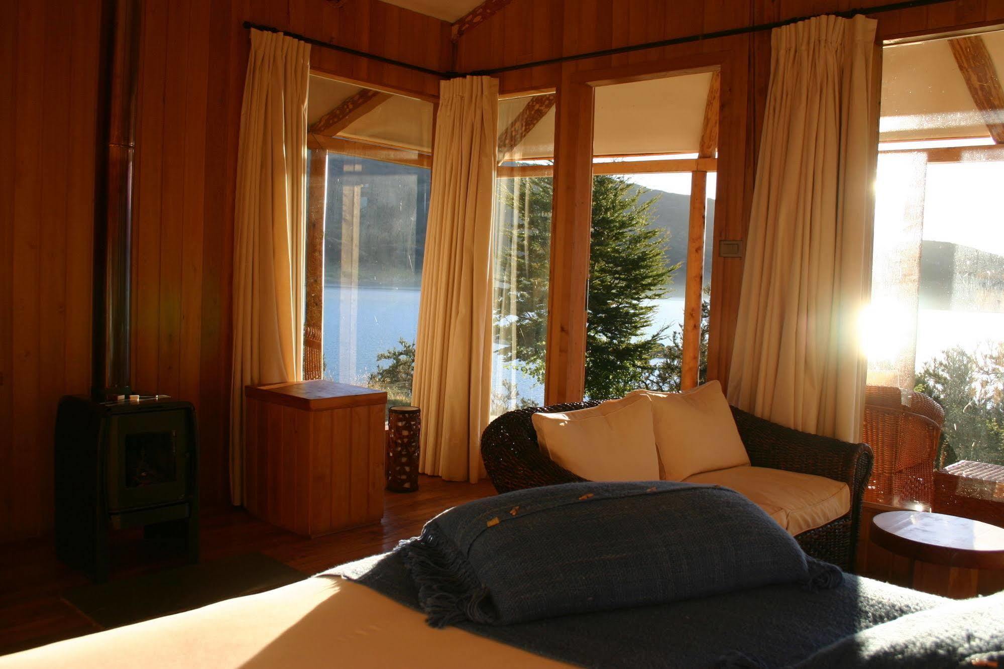 Lodge El Mirador De Guadal 푸에르토과달 외부 사진
