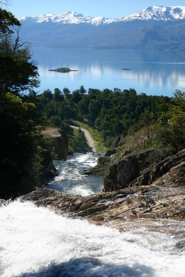 Lodge El Mirador De Guadal 푸에르토과달 외부 사진