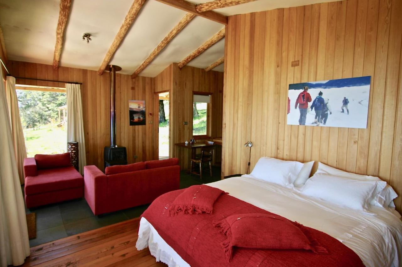 Lodge El Mirador De Guadal 푸에르토과달 외부 사진