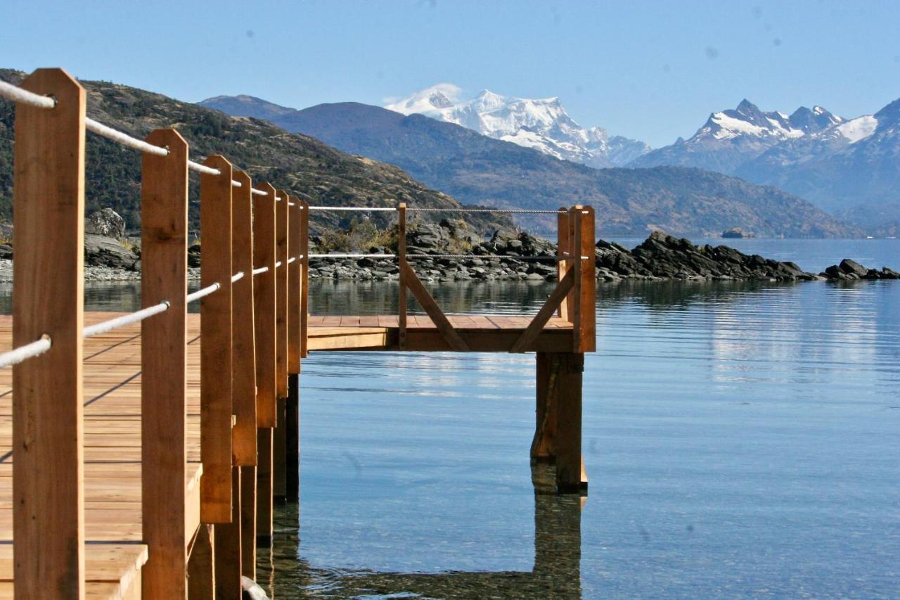 Lodge El Mirador De Guadal 푸에르토과달 외부 사진