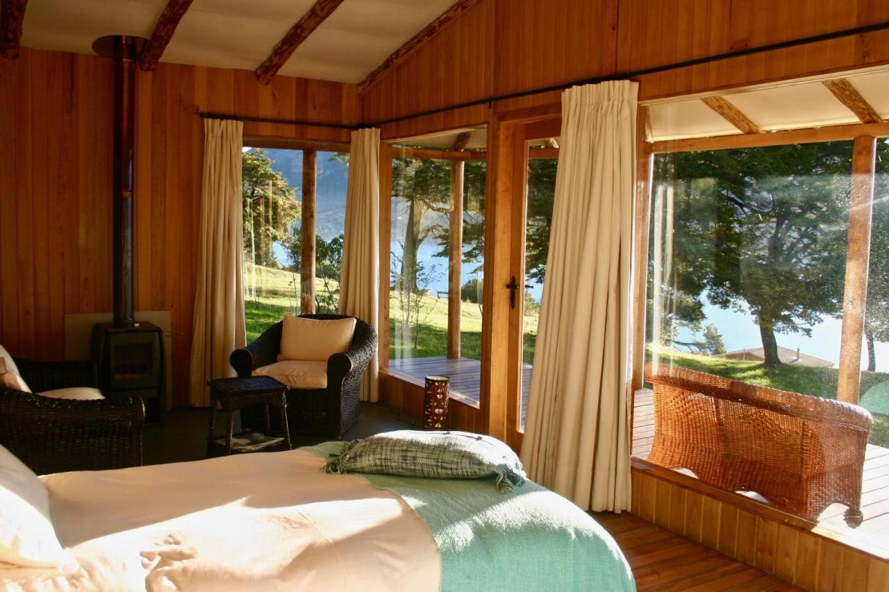 Lodge El Mirador De Guadal 푸에르토과달 외부 사진